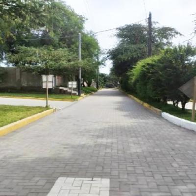 VENTA DE TERRENO DE 204 M2 EN CONDOMINIO ALGARROBOS COUNTRY CLUB